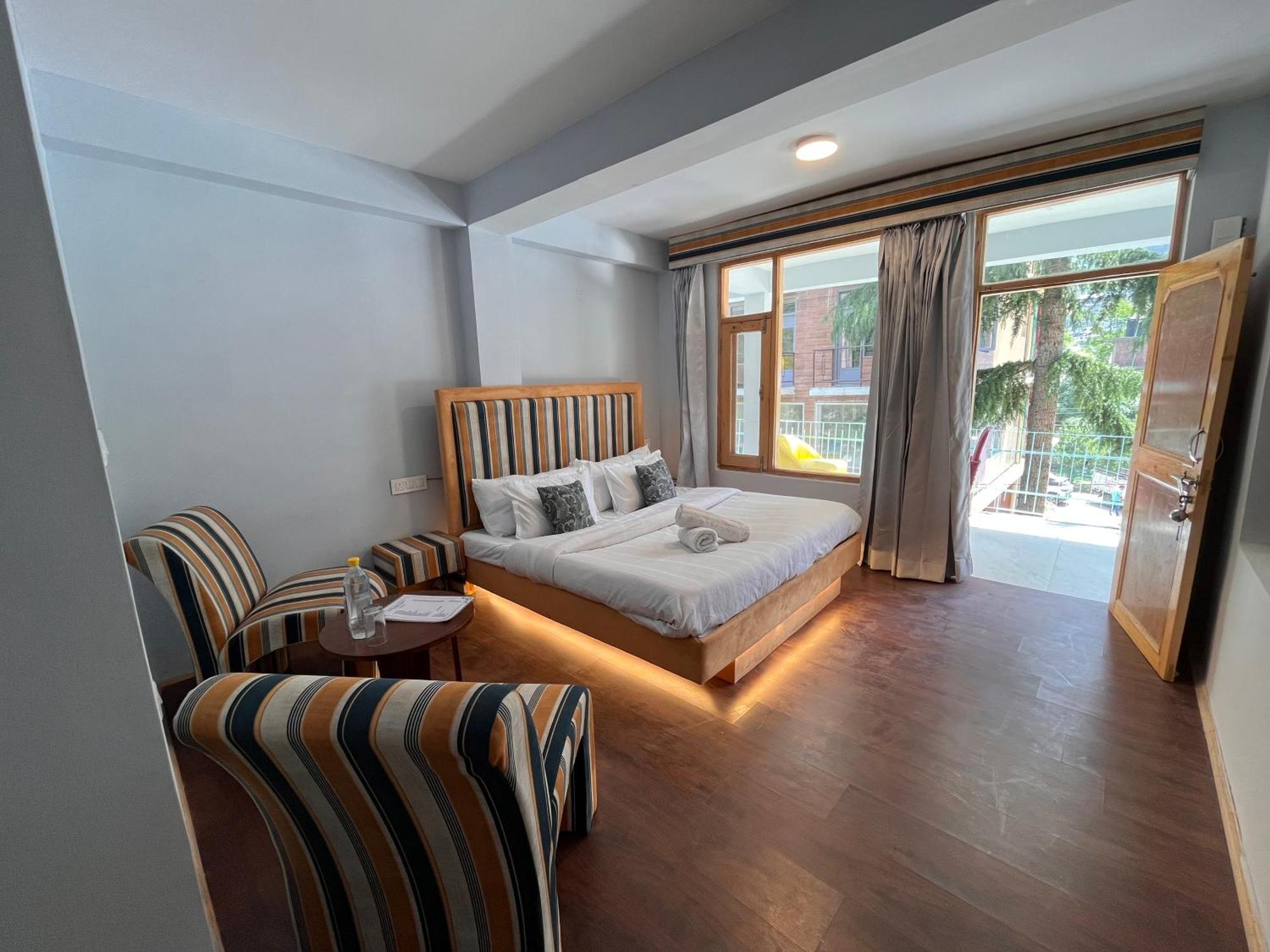 Hotel English Rose, #Personal Parking, #Petfriendly, #Garden, #Bonfire Under The Stars Manali  Exterior photo