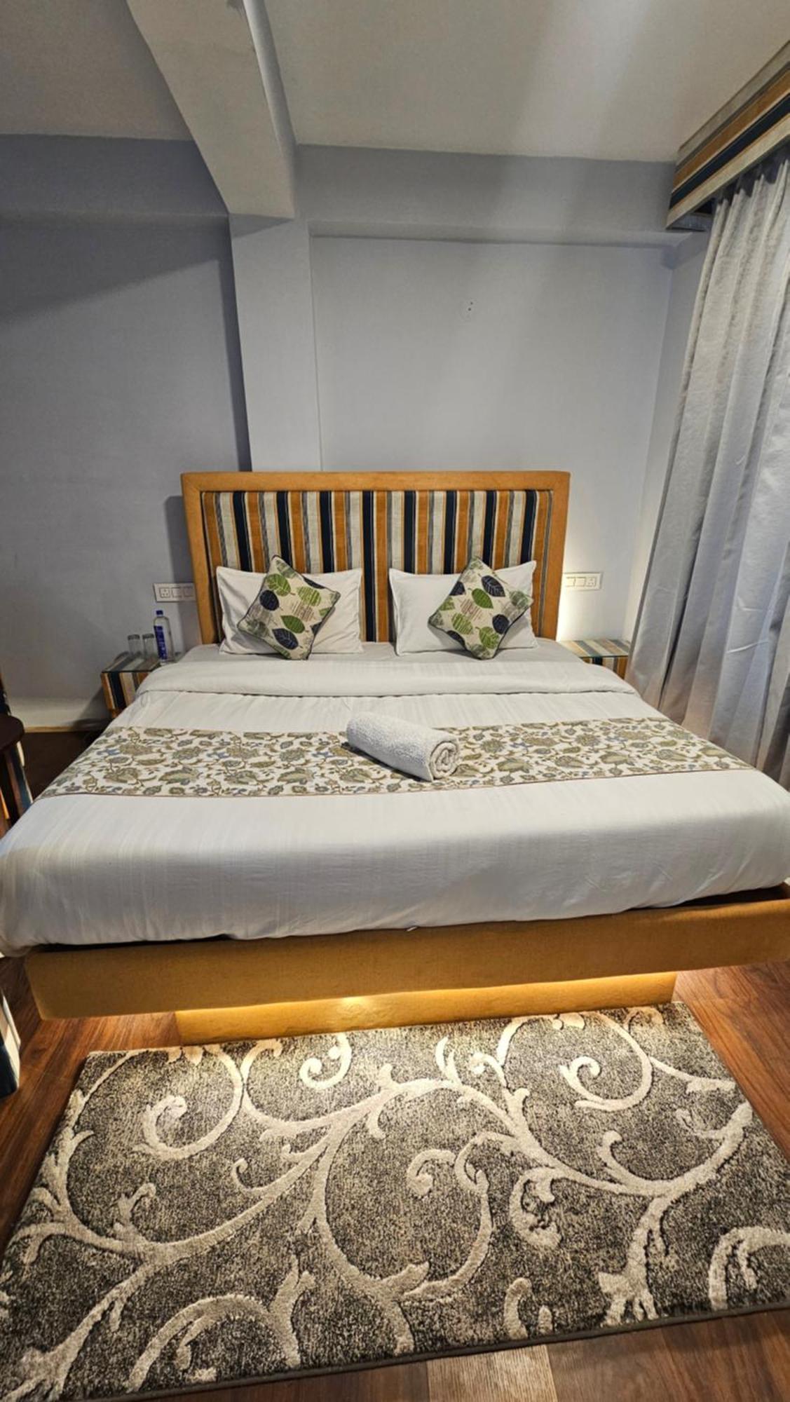 Hotel English Rose, #Personal Parking, #Petfriendly, #Garden, #Bonfire Under The Stars Manali  Exterior photo