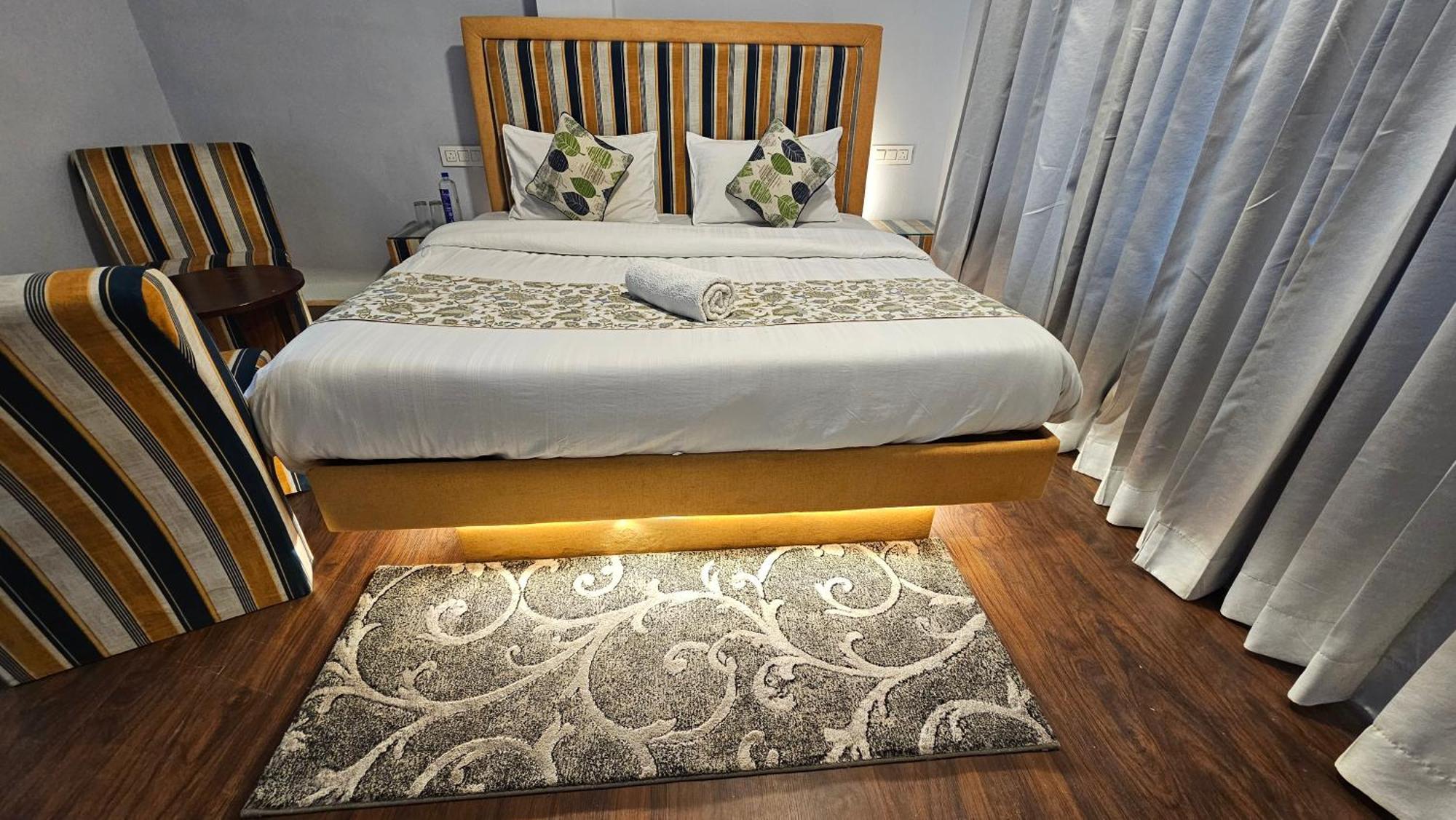 Hotel English Rose, #Personal Parking, #Petfriendly, #Garden, #Bonfire Under The Stars Manali  Exterior photo