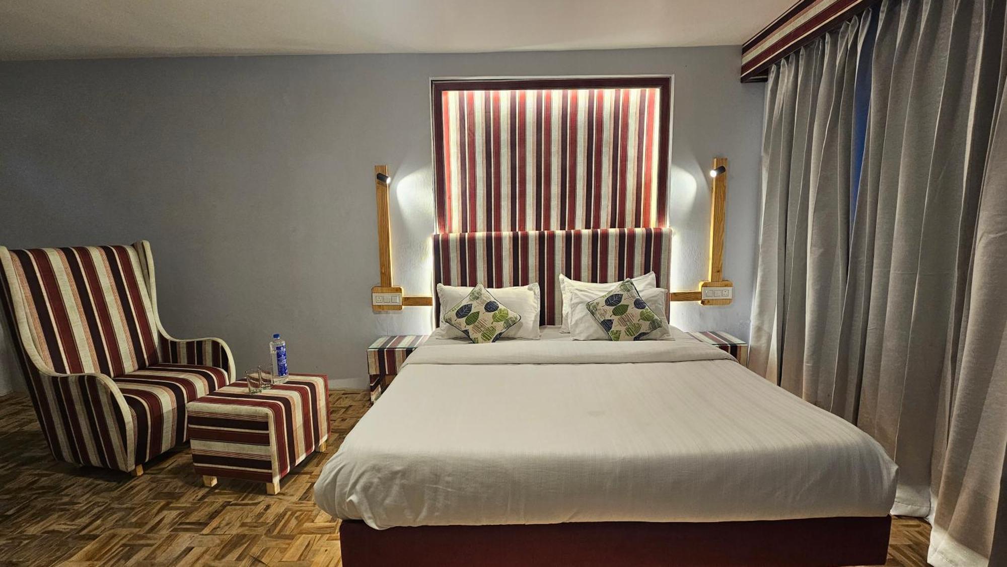Hotel English Rose, #Personal Parking, #Petfriendly, #Garden, #Bonfire Under The Stars Manali  Exterior photo