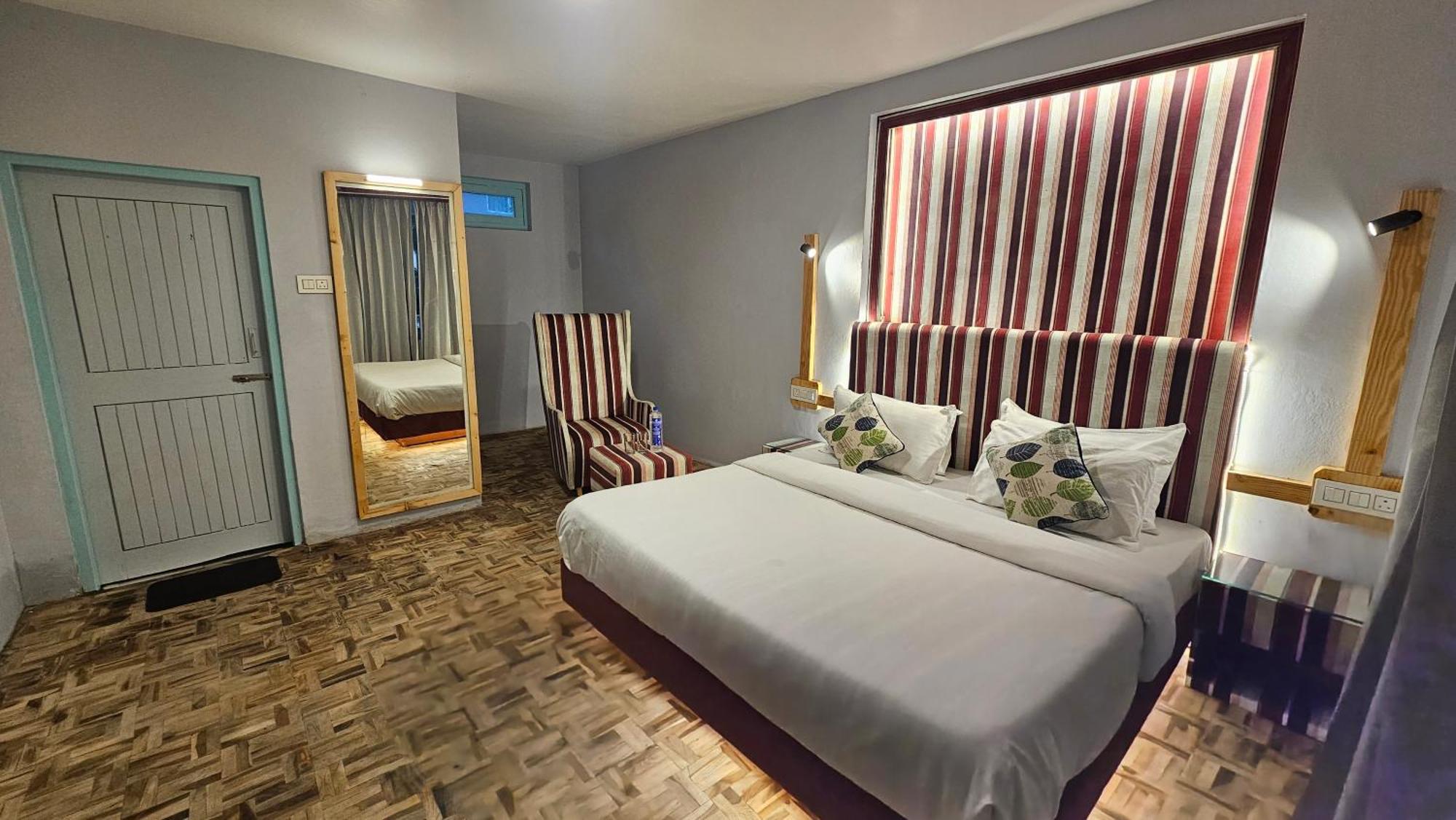 Hotel English Rose, #Personal Parking, #Petfriendly, #Garden, #Bonfire Under The Stars Manali  Exterior photo